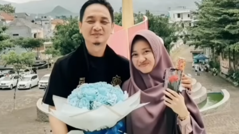 Gambar Kisah Haru Ayah Non-Muslim Dukung Anak Jadi Penghafal Al-Qur'an