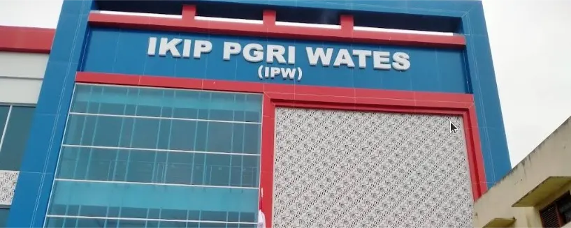 foto kampus IKIP PGRI Wates